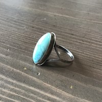 Régi ezüst gyűrű larimár kővel