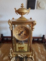 Finom, elegáns asztali óra Higanykompenzációs inga!