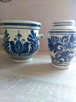 Korondi kék-fehér mázas váza és kaspó