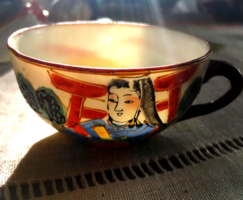 Antik kínai csésze 