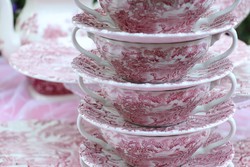 Angol  pink krémleveses csészék 
