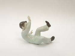Drasche Hoppá fiú ritka szürke cipővel - eleső kisfiú retro porcelán figura - Kőbányai porcelángyár