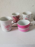 4 db jelzett rózsaszín virágos kávés csésze