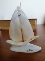 Balatoni vitorlás hajó kagylóból "Siófok" - Retro