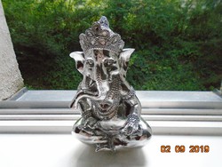 Dekoratív Ganesha, hindu istenség, ezüstözött kerámia szobor