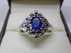 Gyönyörű valódi zafír és 0.16ct gyémánt ezüst gyűrű