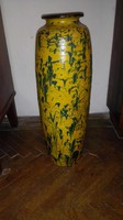 Óriási padló váza