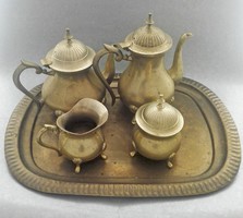 Sárgaréz teás- kávéskészlet tálcával: kanna, teáskanna, cukortartó, tejkiöntő