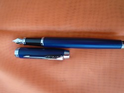 Gyönyörű, elegáns Parker toll Új nem használt  kiváló ajándéknak is 600 a posta