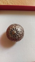 Antik ezüst gömb medál pityke