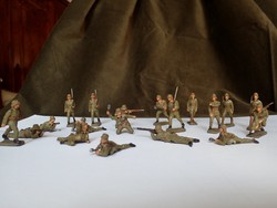 Wehrmacht-játékkatona-figurák, Lineol Germany, 1930-as évek, 19 db