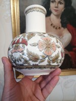 Zsolnay pecs hibatlan vaza 1880---19cm