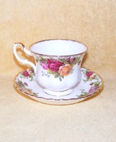 Angol Royal Albert rózsás porcelán csésze és alátét