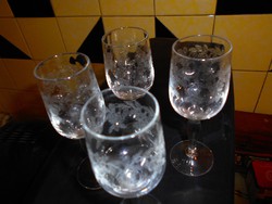4 db Antik savmaratott csipke finomságú díszítéssel talpas pohár 