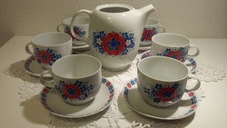 Alföldi porcelán teás készlet + kiöntő, piros-kék mintás