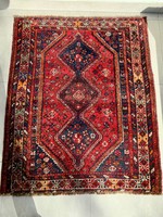 Antik shiraz szőnyeg 140 x 114 cm.