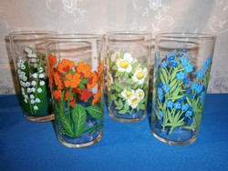 J_051 / 4 db kézzel festett nagy üdítős pohár különböző virág mintával