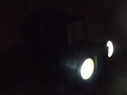 Autó - őszi - tökszállító - Amerikai- 21 x 13 x 10 cm - bájos - lámpája olyan mintha ködben menne