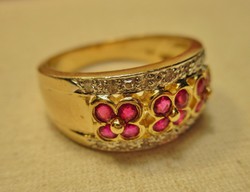 Gyönyörű valódi rubin és 0.21ct brill arany gyűrű 5.62g