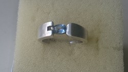 Ezüst, Akvamarin kővel díszített ezüst gyűrű 925 
