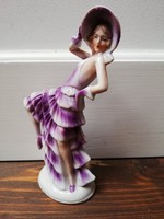 Lila ruhás táncosnő antik porcelán figura sorszámott jelzés nélkül 