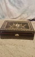 Old beautiful wooden box 24 cm 7 cm high 1000ft