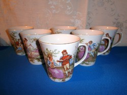 6 db jelzett porcelán csésze, bögre, pohár különböző barokk ruhás páros jelenettel 