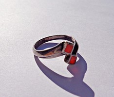 Art deco két piros betétes gyűrű