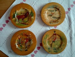 Fa kézzel festett állatjelenetes fali tányérok ( vadászoknak is ) 1979