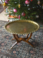 Fa asztalka ovális réz lappal - török arab asztal kávézó vizipipázó asztal jurta asztal ülőpárnákhoz