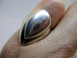 Csodálatos régi csepp formájú kisujj  ezüst gyűrű