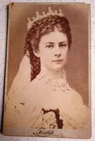 ERZSÉBET KIRÁLYNÉ SZISZI DÍSZMAGYAR ÖLTŐZET KORONÁZÁS EREDETI JELZETT FOTÓ FÉNYKÉP KUK HABSBURG 1867