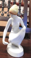 Hollóházi vízmerő lány - 1. osztályú porcelán figura
