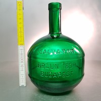 "Salvator Braun 1839 Budapest" nagy likőrösüveg (957)