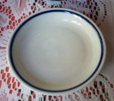 Zsolnay porcelán tányér, peremes, kék csíkos 