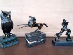 Bronz szobrok - bagoly-, ló-, emberi - figura