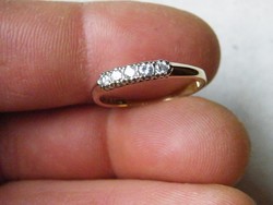 KK535  9 karátos sárga arany gyűrű brill kövekkel 1/4 karát gyémánt