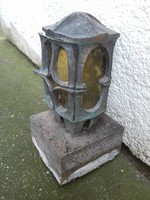 Antik ón szecessziós mécsestartó egyedi sír lámpa ( Grave lamp ) gránit talapzat nagyon nehéz darab