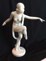 Herendi balerina szobor