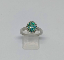  925-s töltött ezüst gyűrű, smaragdzöld tűzopál kővel