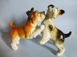 Karl Ens porcelán kutyapár,játszó kutyák