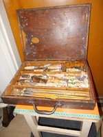 Régebbi paletta és festő eszközök fwc044-nek cserébe egy ácsbárdért