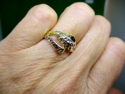 Szépséges vésett mintás 14kt arany gyűrű 
