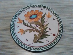 Kézzel festett kerámia fali dísz tányér