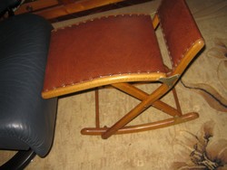 Régi lábtartó fotel mellé összecsukható
