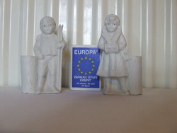 Bájos,régi antik biszkvit gyermek porcelán babák,figurák egyben: téli ruhás, sielő kisfiú és kislány