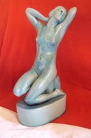 Zsolnay alapmázas (Vágyódás)porcelán figura