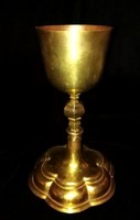 23 Cm mag xviii. Fall. Flemish gold plated bronze chalice