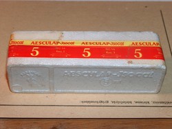 Régi üveg-fém fecskendő eredeti zárt dobozában 5ml Aesculap Isocal