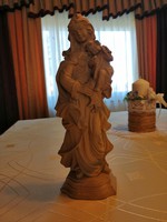 Fa Mária szobor